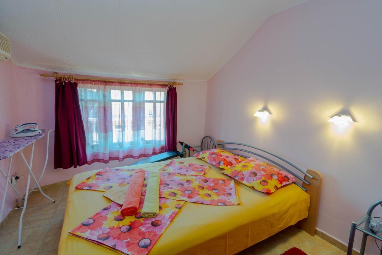 Fener Guest House Pomorie Eksteriør bilde