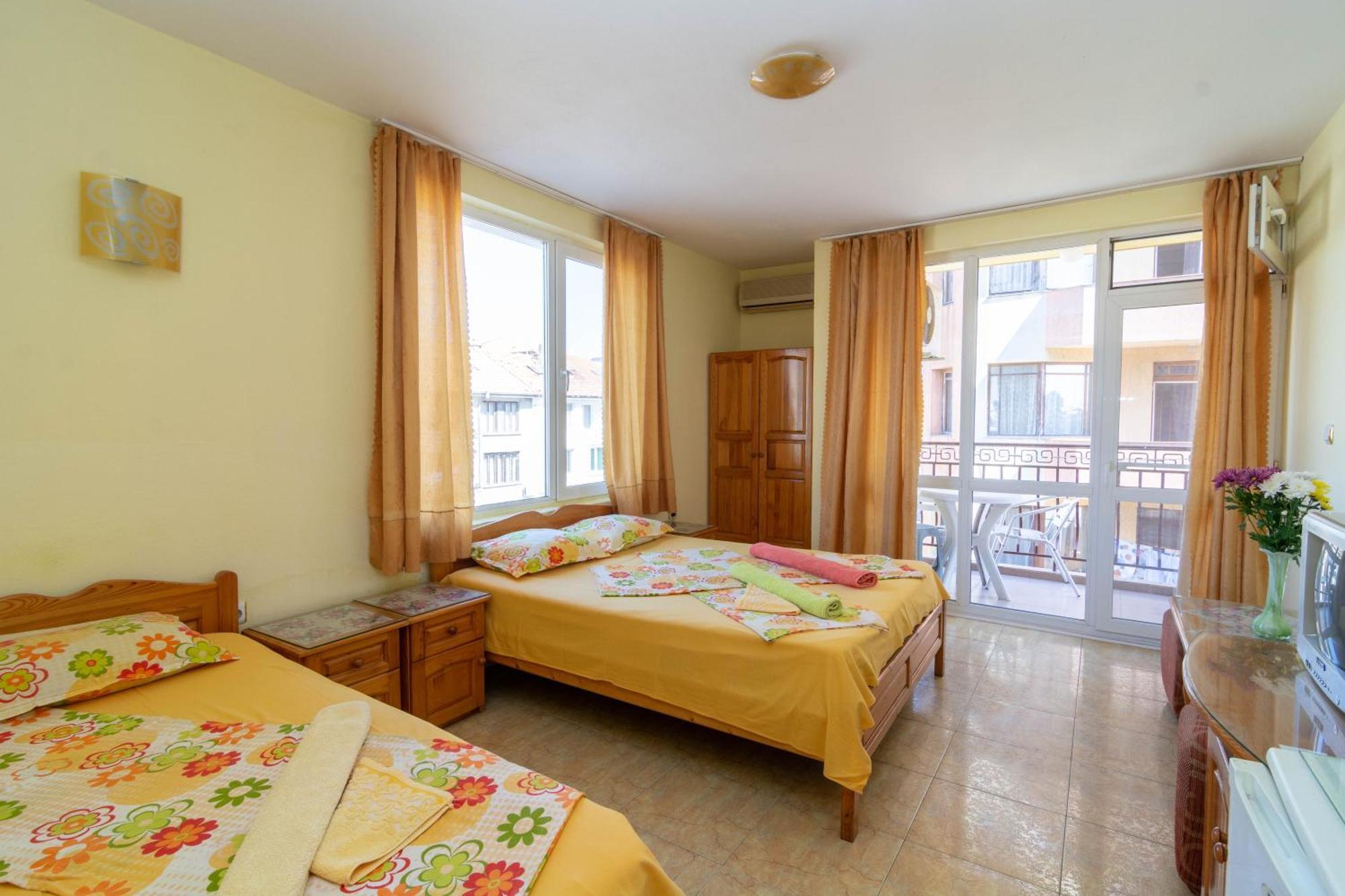 Fener Guest House Pomorie Eksteriør bilde